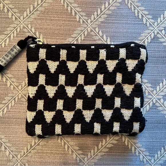 America & Beyond Midnight Butterflies Tote Plus 🖤🦋 - Picture 6 of 12